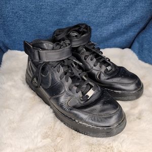 Nike Air Force 1 Mid '07 Triple Black 11.5 M